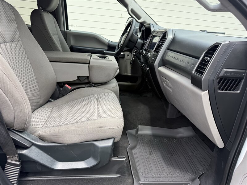 2021 Ford F-550 Super Duty XLT - Photo 5 - Nashville, TN 37210