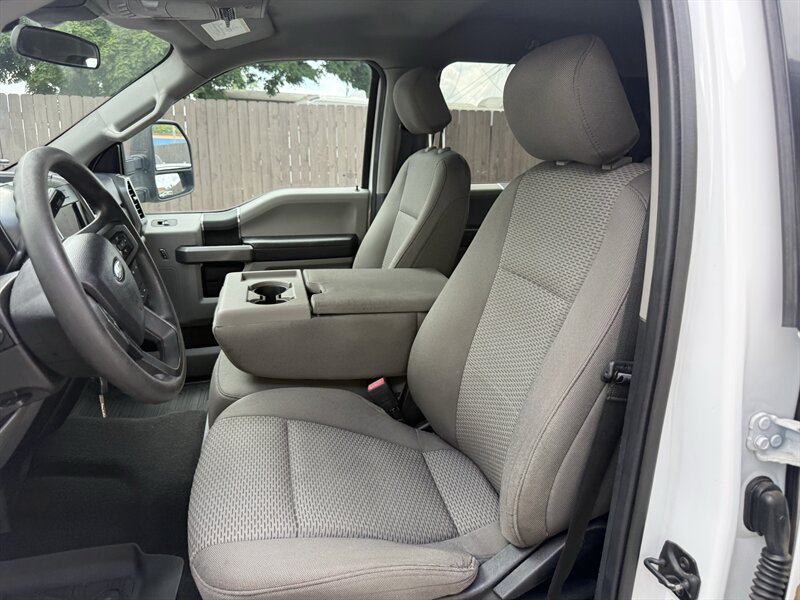 2021 Ford F-550 Super Duty XLT - Photo 17 - Nashville, TN 37210