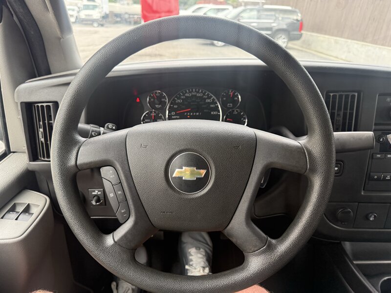 2018 Chevrolet Express LS 3500 - Photo 6 - Nashville, TN 37210