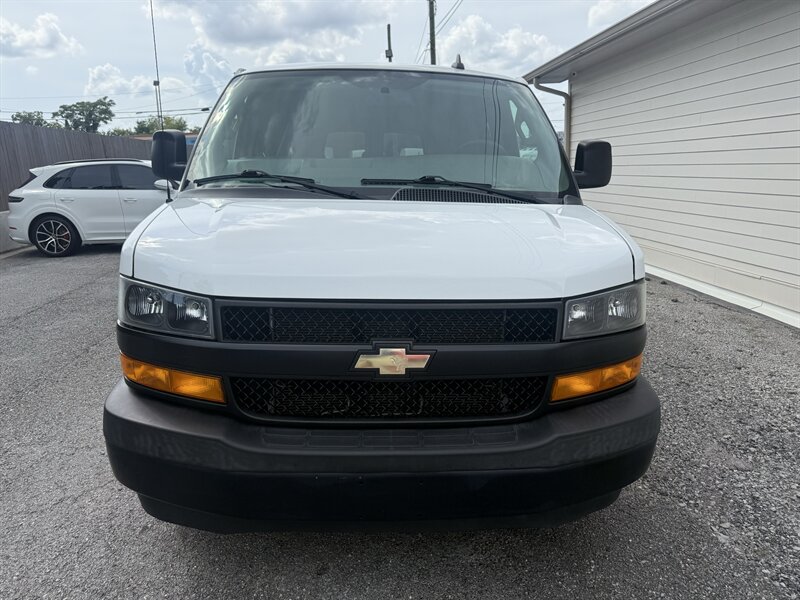 2018 Chevrolet Express LS 3500 - Photo 14 - Nashville, TN 37210