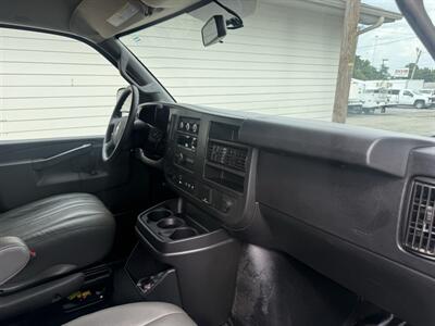 2018 Chevrolet Express LS 3500 - Photo 21 - Nashville, TN 37210