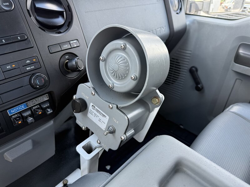 2016 Ford F-550 XL ALTEC BUCKET TRUCK - Photo 39 - Nashville, TN 37210