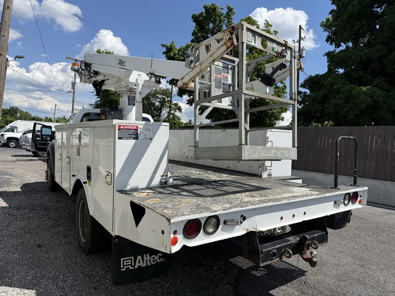 2016 Ford F-550 XL ALTEC BUCKET TRUCK - Photo 7 - Nashville, TN 37210