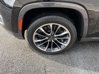 2022 Jeep Wagoneer Series III - Photo 13 - Nashville, TN 37210