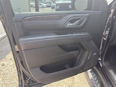 2021 Chevrolet Suburban Z71   - Photo 17 - Nashville, TN 37210