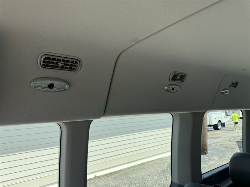 2019 Ford Transit 350 XL MOBILITY VAN - Photo 39 - Nashville, TN 37210