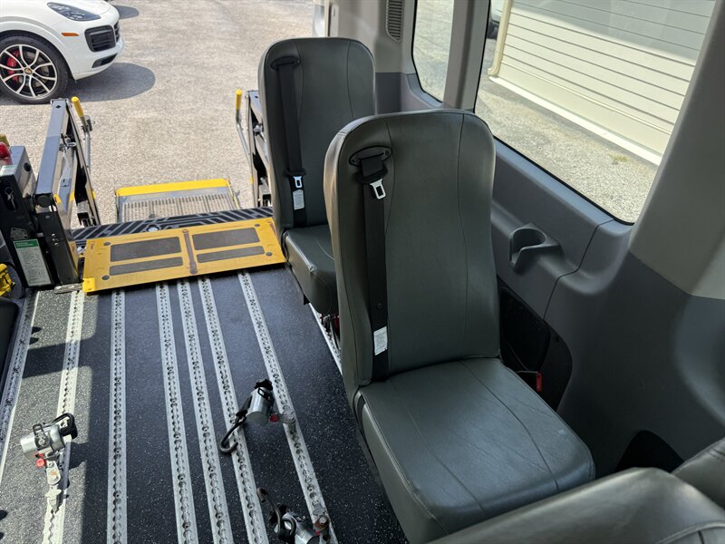 2019 Ford Transit 350 XL MOBILITY VAN - Photo 43 - Nashville, TN 37210