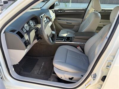2009 Chrysler 300 Touring - Photo 18 - Nashville, TN 37210