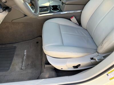 2009 Chrysler 300 Touring - Photo 19 - Nashville, TN 37210