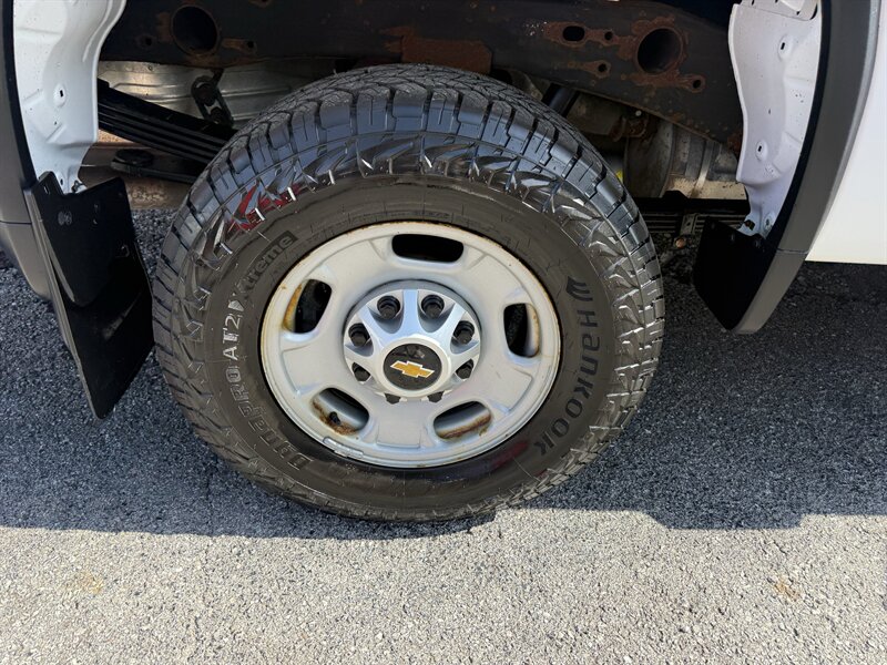 2022 Chevrolet Silverado 2500HD Work Truck - Photo 2 - Nashville, TN 37210