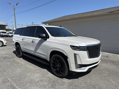2023 Cadillac Escalade ESV Premium Luxury   - Photo 3 - Nashville, TN 37210