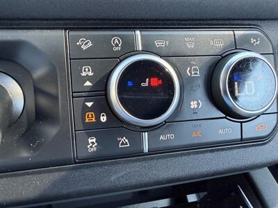 2023 Land Rover Defender 90 X-Dynamic SE   - Photo 38 - Nashville, TN 37210