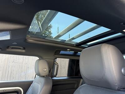 2023 Land Rover Defender 90 X-Dynamic SE   - Photo 22 - Nashville, TN 37210