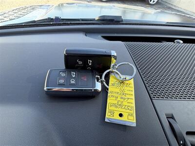 2023 Land Rover Defender 90 X-Dynamic SE   - Photo 40 - Nashville, TN 37210