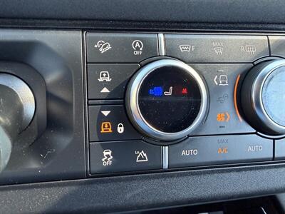 2023 Land Rover Defender 90 X-Dynamic SE   - Photo 37 - Nashville, TN 37210