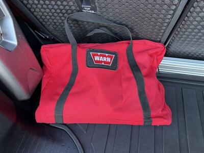 2023 Land Rover Defender 90 X-Dynamic SE   - Photo 30 - Nashville, TN 37210