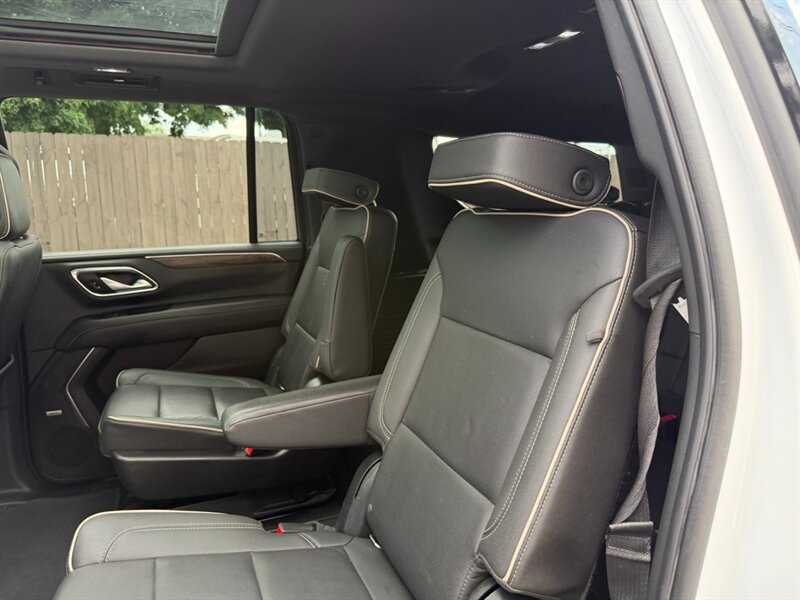 2022 Chevrolet Suburban Premier - Photo 25 - Nashville, TN 37210