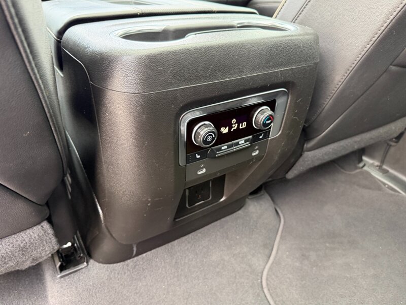 2022 Chevrolet Suburban Premier - Photo 27 - Nashville, TN 37210