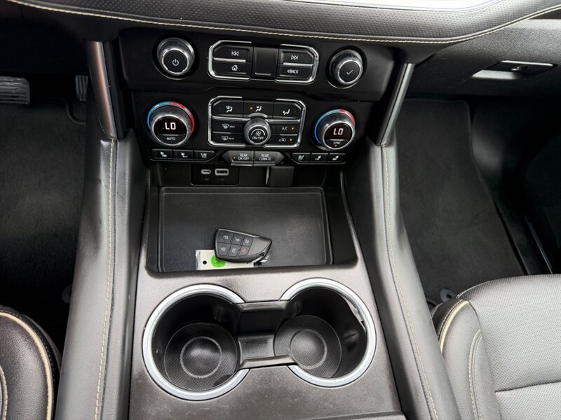 2022 Chevrolet Suburban Premier - Photo 42 - Nashville, TN 37210