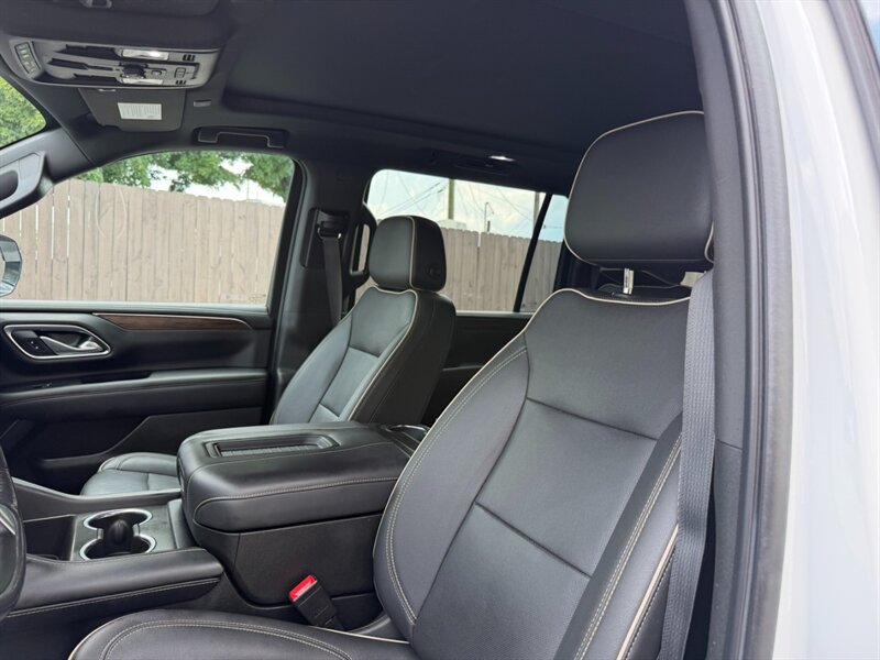2022 Chevrolet Suburban Premier - Photo 21 - Nashville, TN 37210