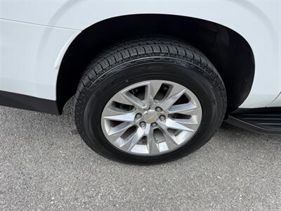 2022 Chevrolet Suburban Premier - Photo 10 - Nashville, TN 37210