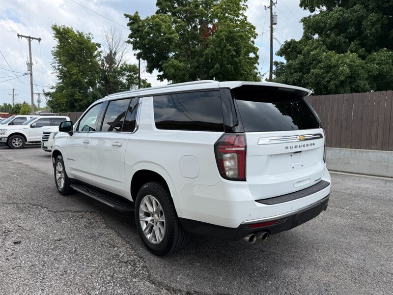 2022 Chevrolet Suburban Premier - Photo 7 - Nashville, TN 37210