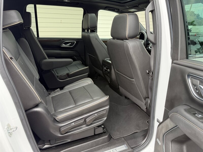 2022 Chevrolet Suburban Premier - Photo 33 - Nashville, TN 37210