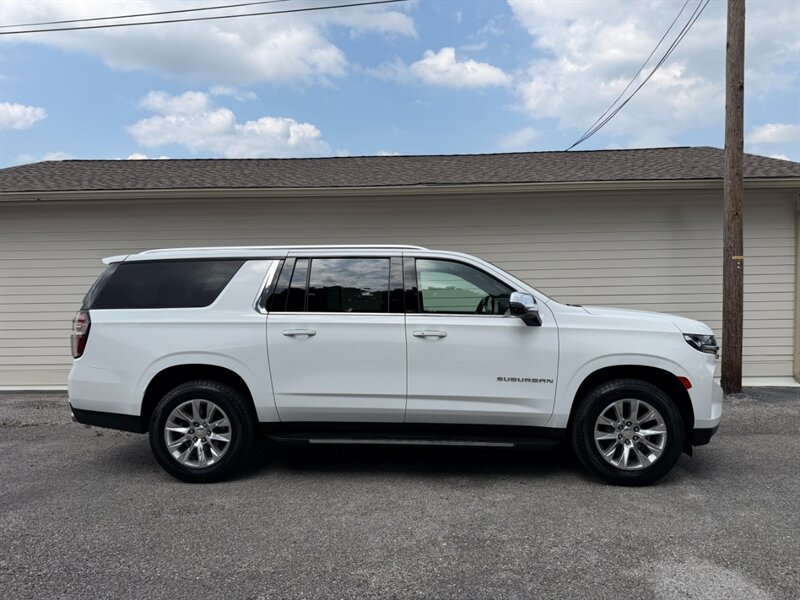2022 Chevrolet Suburban Premier   - Photo 1 - Nashville, TN 37210