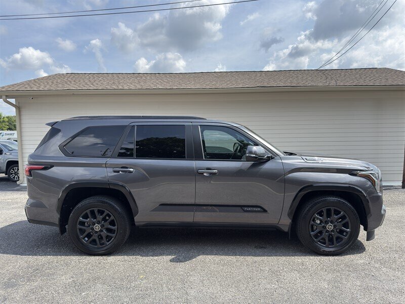 2024 Toyota Sequoia Platinum - Photo 1 - Nashville, TN 37210