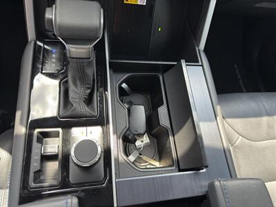 2024 Toyota Sequoia Platinum   - Photo 40 - Nashville, TN 37210