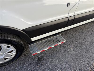2019 Ford Transit 150 XL   - Photo 17 - Nashville, TN 37210