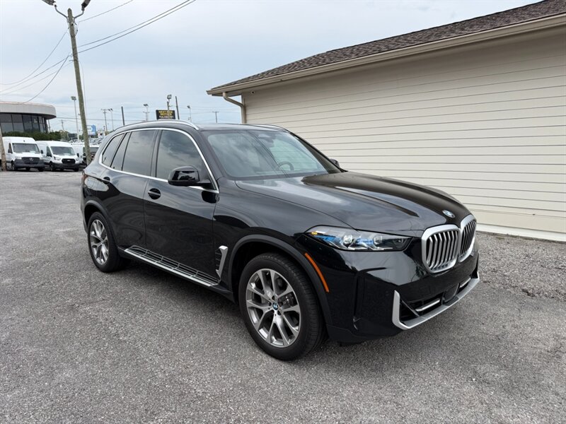 2025 BMW X5 sDrive40i - Photo 3 - Nashville, TN 37210