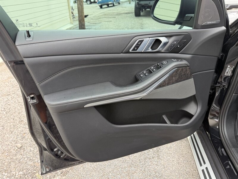 2025 BMW X5 sDrive40i - Photo 15 - Nashville, TN 37210