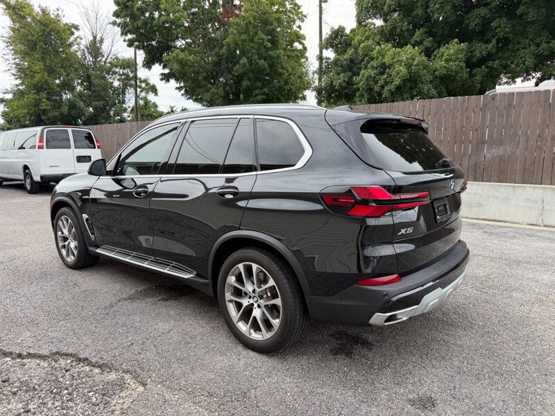 2025 BMW X5 sDrive40i - Photo 8 - Nashville, TN 37210