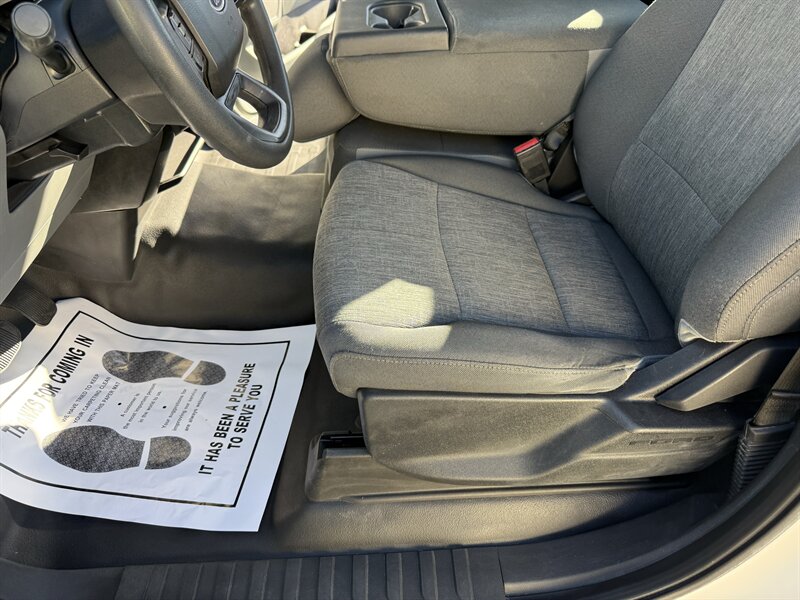 2022 Ford F-150 XL - Photo 5 - Nashville, TN 37210