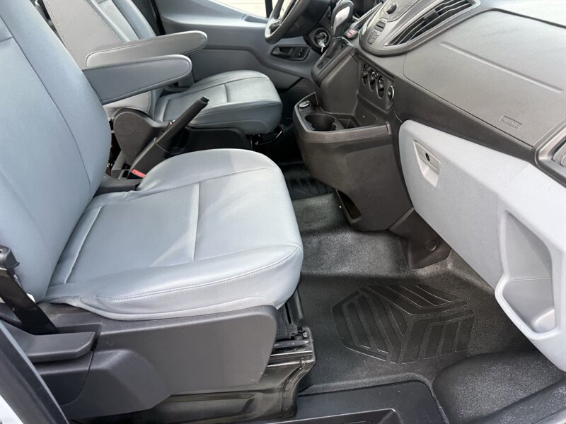 2019 Ford Transit 150 XL - Photo 22 - Nashville, TN 37210