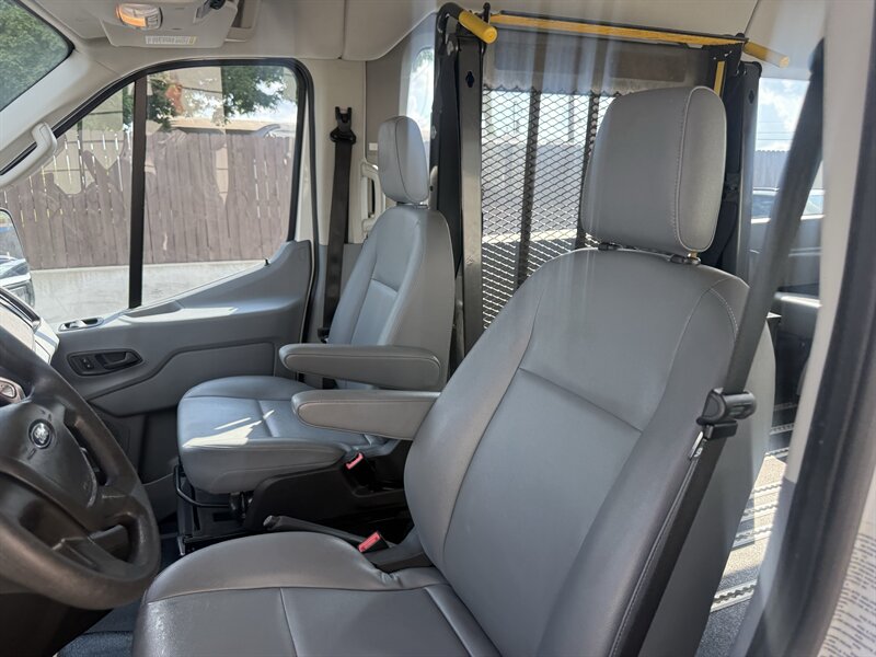 2019 Ford Transit 150 XL - Photo 4 - Nashville, TN 37210