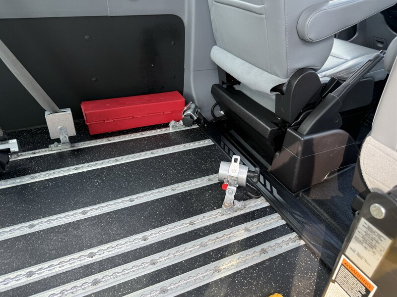2019 Ford Transit 150 XL - Photo 28 - Nashville, TN 37210