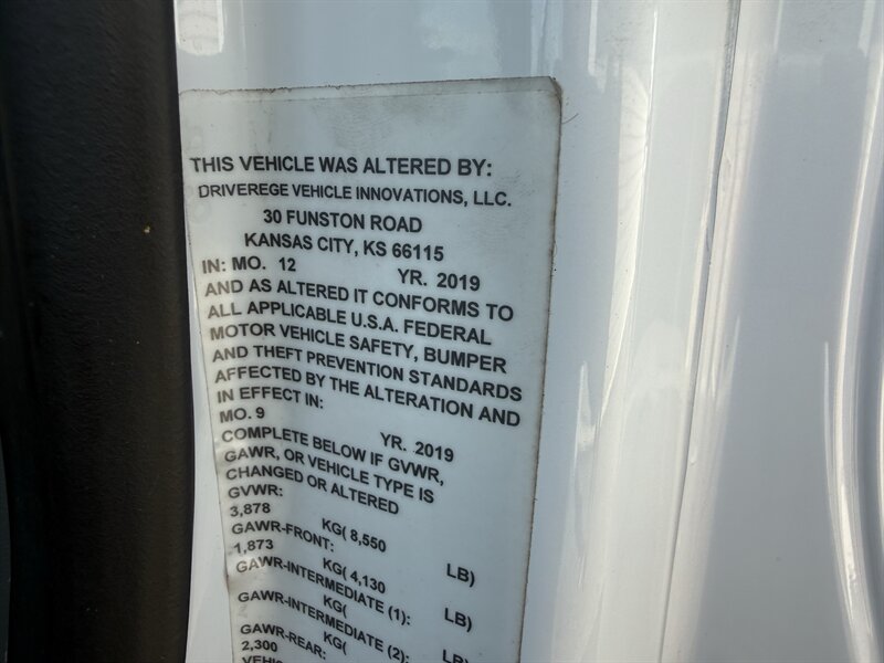 2019 Ford Transit 150 XL - Photo 14 - Nashville, TN 37210