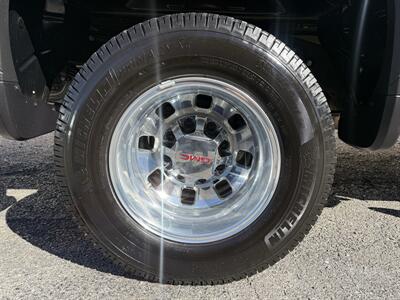 2026 GMC Sierra 3500 SLE - Photo 2 - Nashville, TN 37210