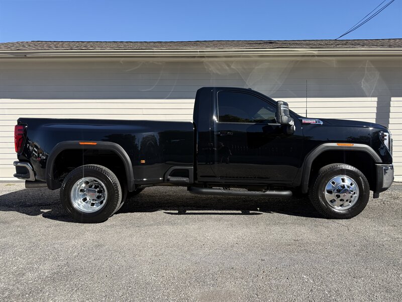 2026 GMC Sierra 3500 SLE   - Photo 1 - Nashville, TN 37210