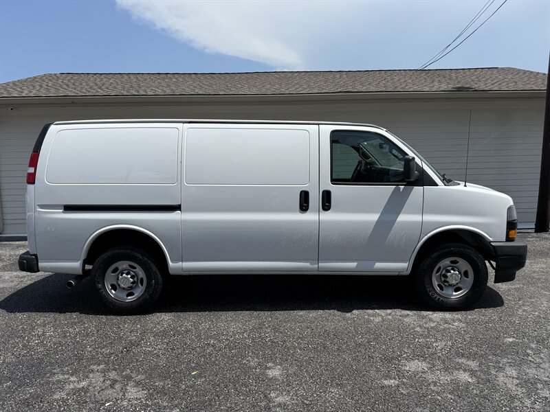 2019 Chevrolet Express 2500 - Photo 1 - Nashville, TN 37210