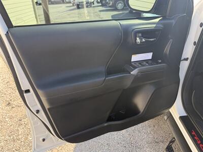 2018 Toyota Tacoma TRD Pro   - Photo 21 - Nashville, TN 37210