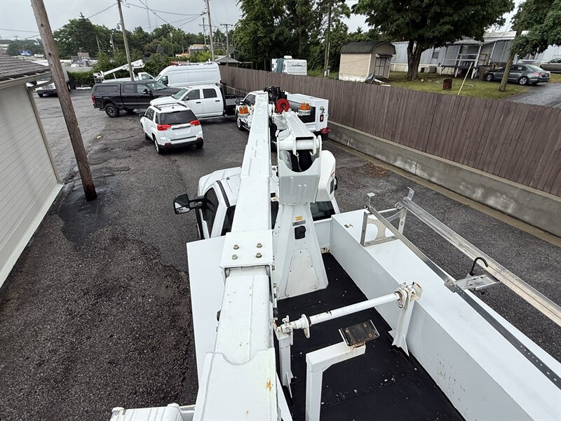 2021 Ford F-550 Super Duty XL ALTEC BUCKET TRUCK - Photo 57 - Nashville, TN 37210
