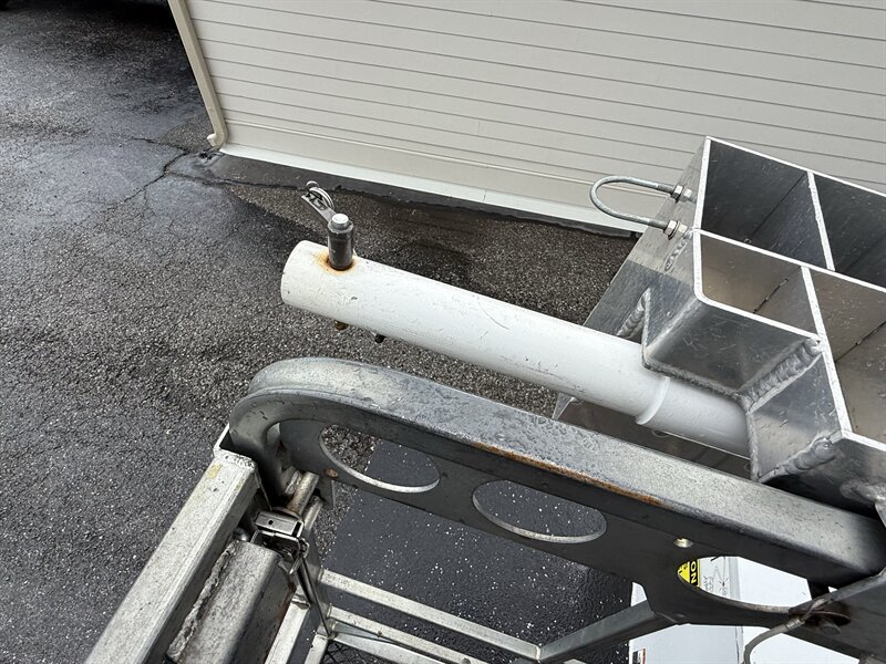 2021 Ford F-550 Super Duty XL ALTEC BUCKET TRUCK - Photo 49 - Nashville, TN 37210