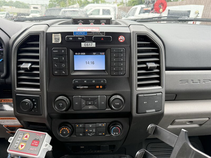 2021 Ford F-550 Super Duty XL ALTEC BUCKET TRUCK - Photo 29 - Nashville, TN 37210