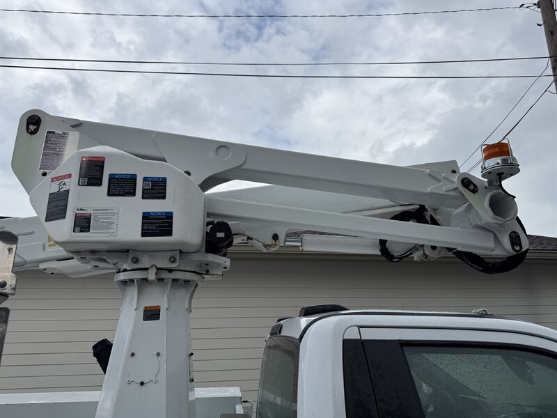 2021 Ford F-550 Super Duty XL ALTEC BUCKET TRUCK - Photo 64 - Nashville, TN 37210