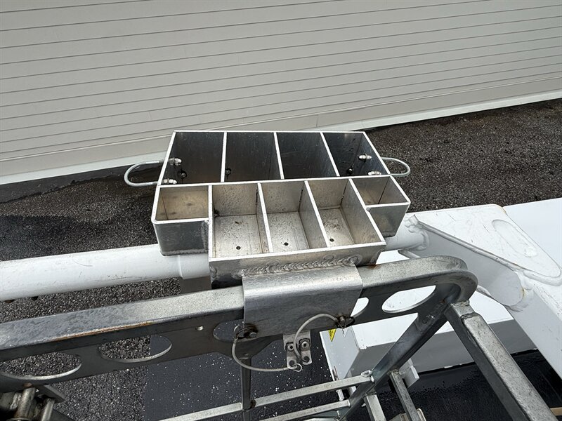 2021 Ford F-550 Super Duty XL ALTEC BUCKET TRUCK - Photo 50 - Nashville, TN 37210