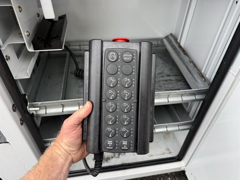 2021 Ford F-550 Super Duty XL ALTEC BUCKET TRUCK - Photo 35 - Nashville, TN 37210