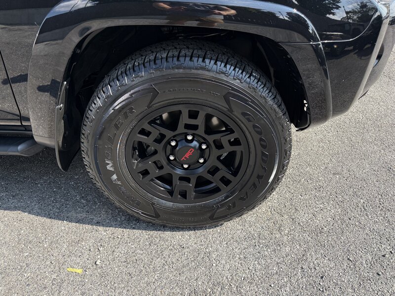 2023 Toyota 4Runner SR5 photo 24